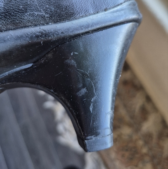 Emily in Paris Inspo: Prada Heeled Black Boots - Picture 15 of 16